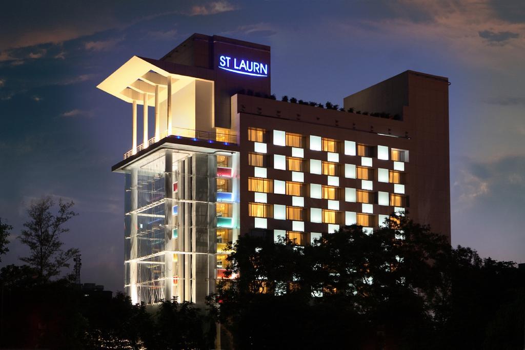 St Laurn Koregaon Park Pune Eksteriør billede